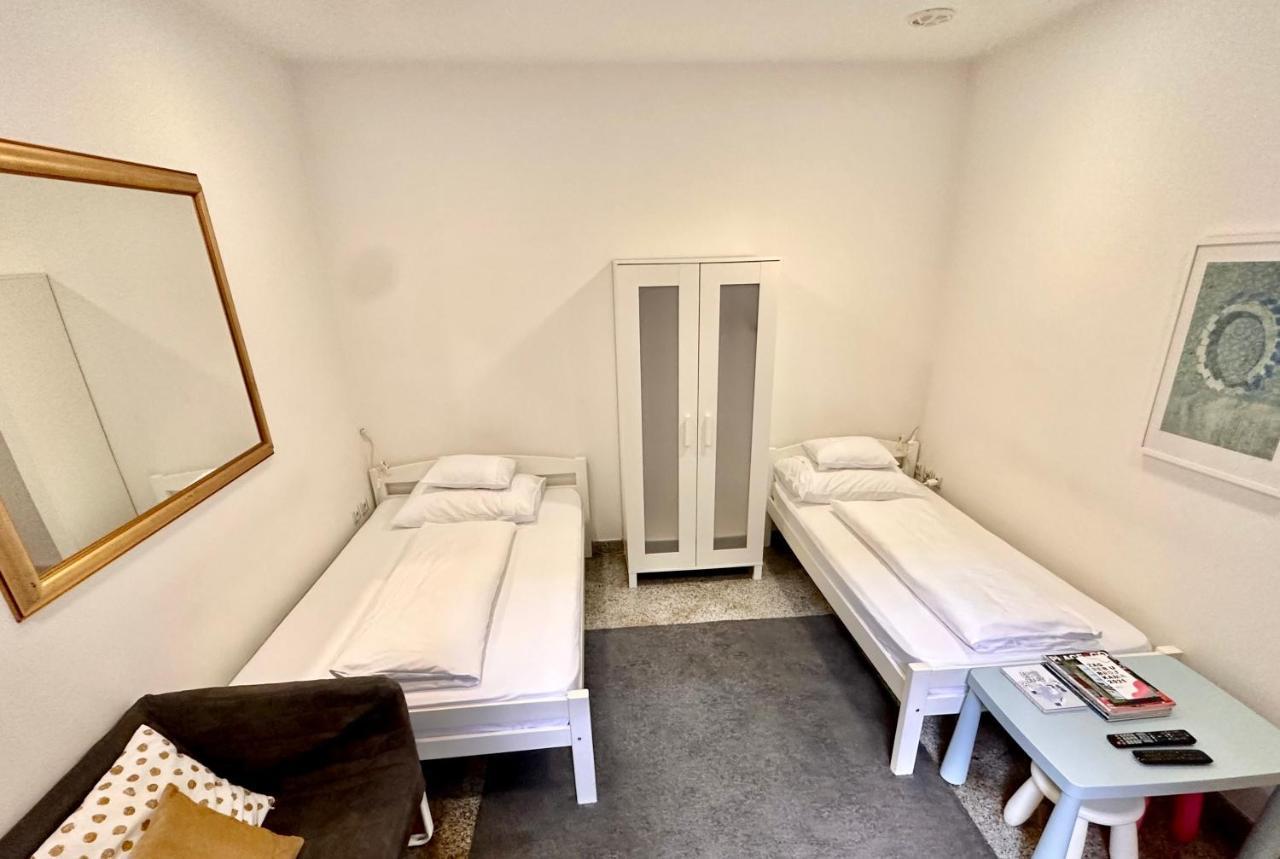 Smart Apartment Zagabria Esterno foto